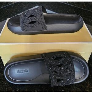 Michael Kors Slides